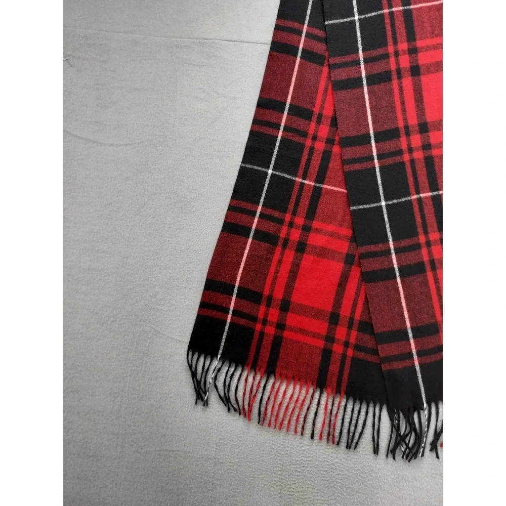Steve Madden Men Scarf One Size Red Plaid 100% Polyester Fringe Winter Shawl